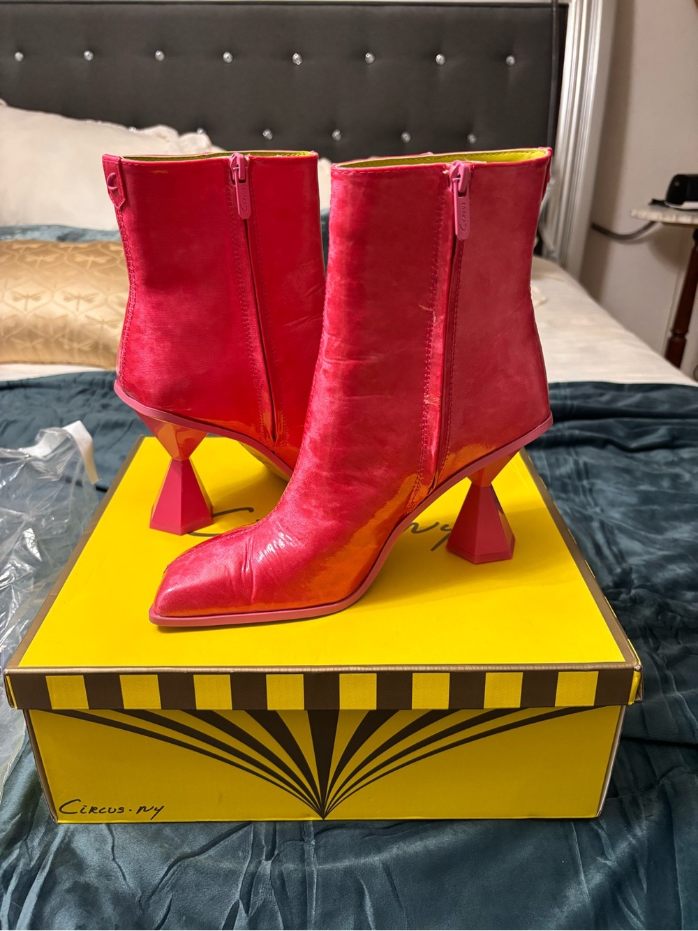 Circus by Sam Edelman Hot Pink Pointed Toe Geometric Heel Ankle Boots